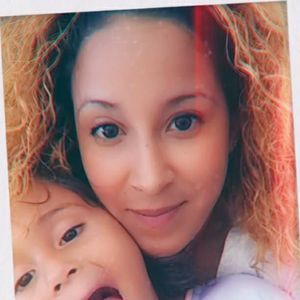 Meet your Posher, Quinones